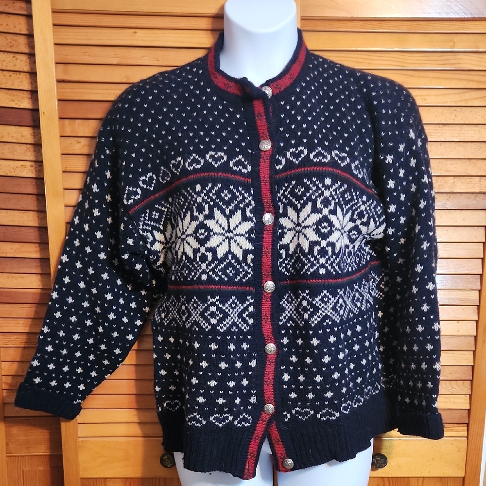 L.L. Bean Navy and White Patterned Cardigan